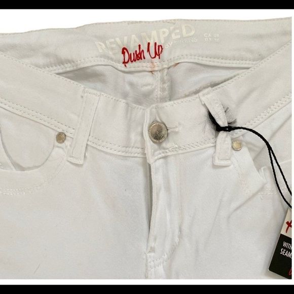 Revamped White stretch destroyed denim crops 3 - Picture 3 of 6
